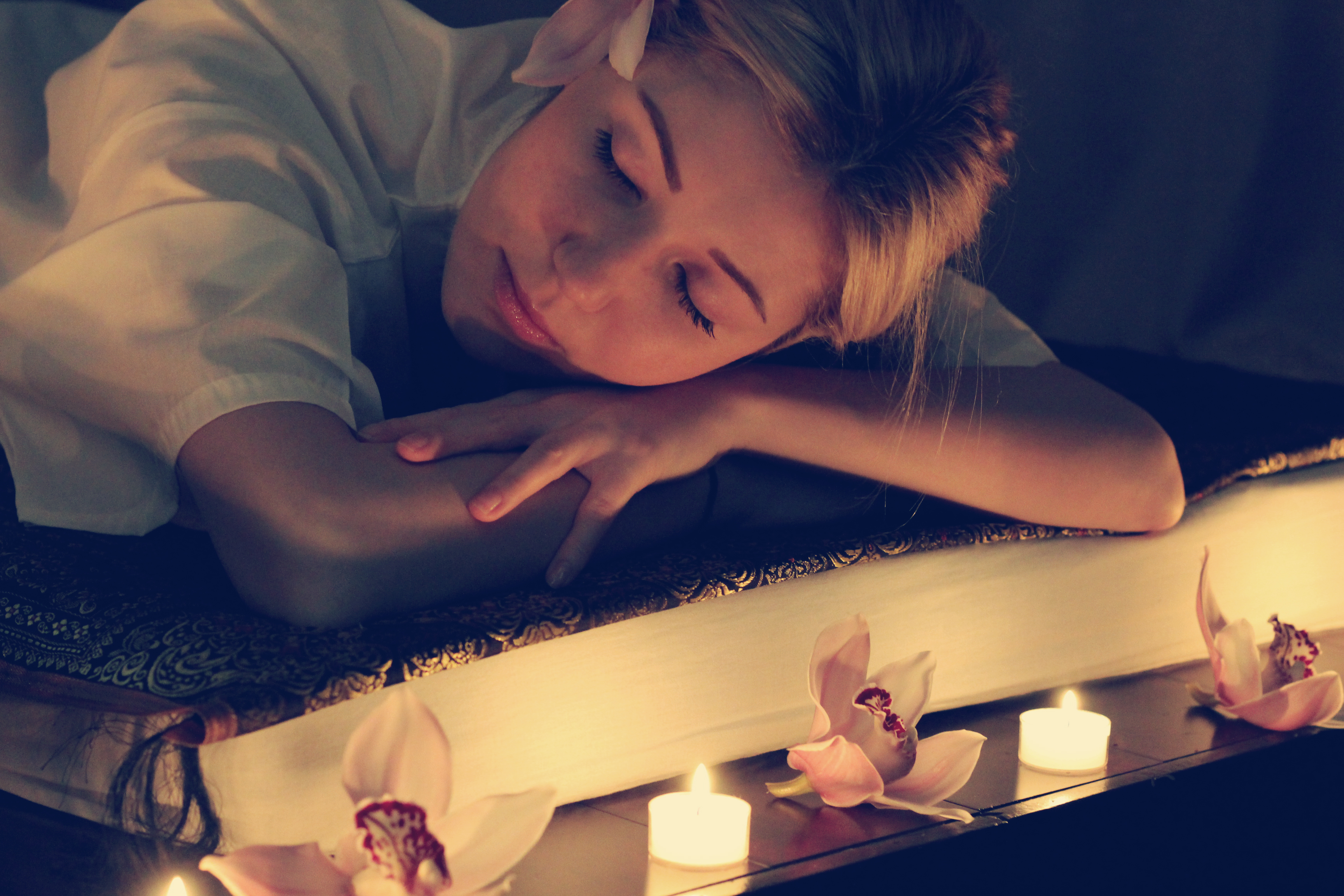 Royal Thai Spa interior